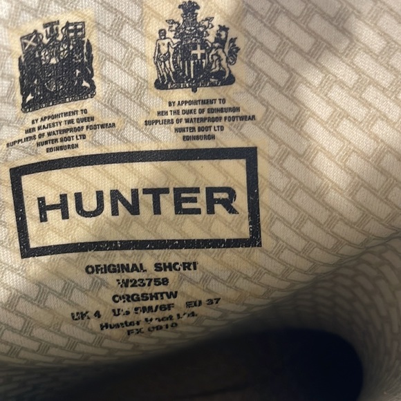 Used hunter rain boots - Picture 11 of 13